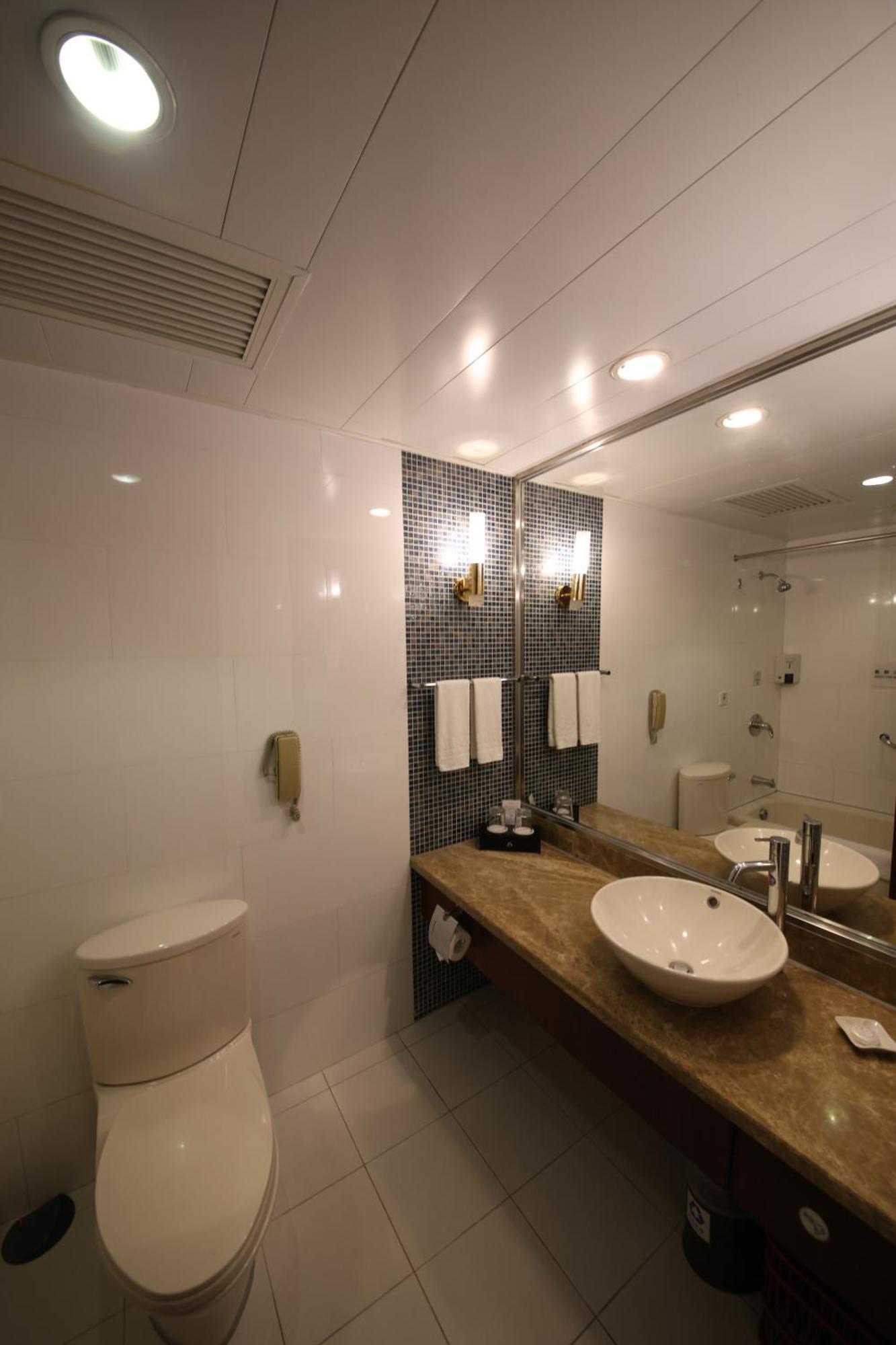 Liuhua Hotel Kanton Zewnętrze zdjęcie